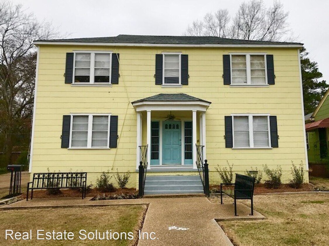 Primary Photo - 3635 N State St