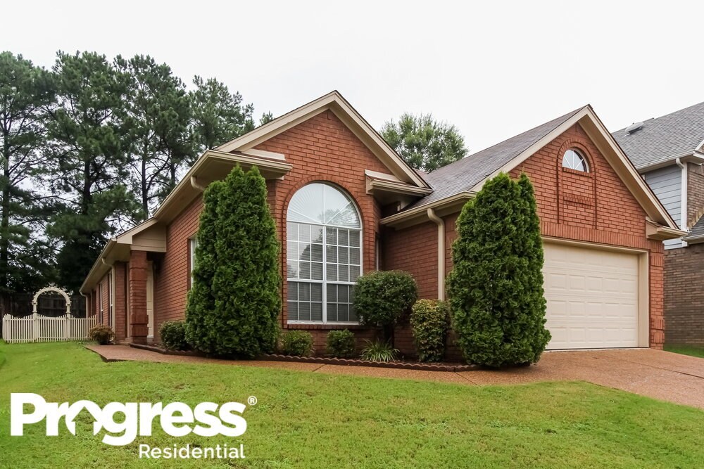 3172 Clubview Cove N, Lakeland, TN 38002 House Rental in Lakeland, TN