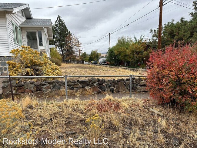 Building Photo - 2 br, 1 bath House - 250 S Rogers