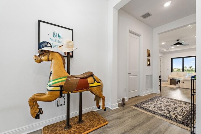 Building Photo - 15883 Key Biscayne Ln