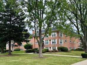 Building Photo - 630 Lincoln Ave