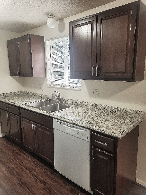 Photo - 228 Glenda Dr