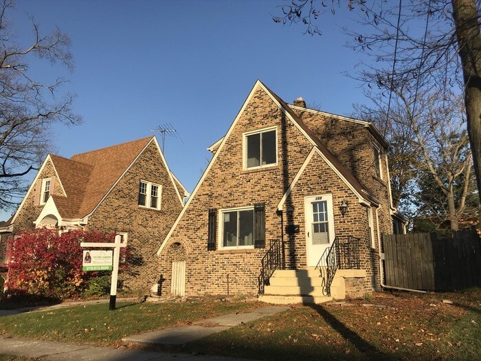 Foto principal - 158 N Court St