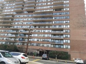 Building Photo - 270 Marin Blvd