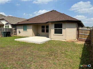 Building Photo - 1234 Kiskadee Branch Dr