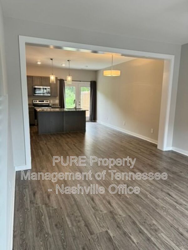 Foto del edificio - 2402 Danilynn Dr