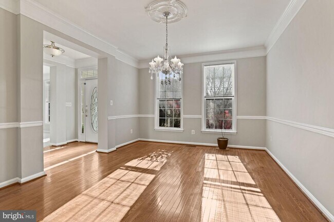 Foto del edificio - 24782 Serpentine Pl