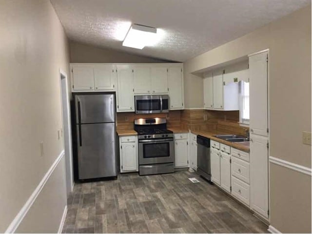 Building Photo - 3664 Stonewall Dr NW