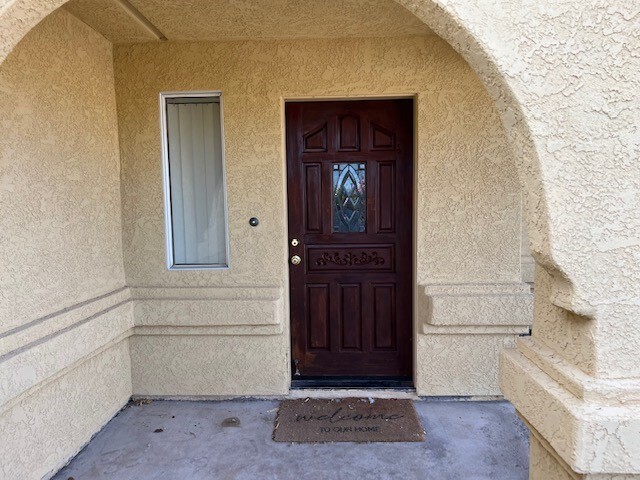 Building Photo - 2524 S Ridge Ave