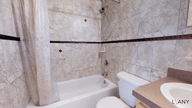 Foto del edificio - 1615 Hobart Ave