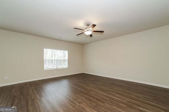 Building Photo - 332 Augusta Woods Dr