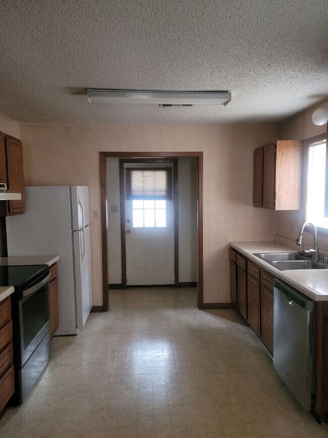 Foto del edificio - 3306 Barrett Cir