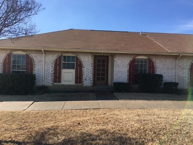 Primary Photo - 1 W Mountain Creek Dr