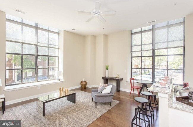 Foto del edificio - 230 N 21st St