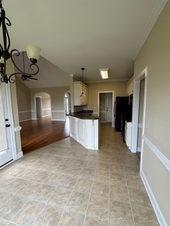 Foto del edificio - 131 Brookside Way