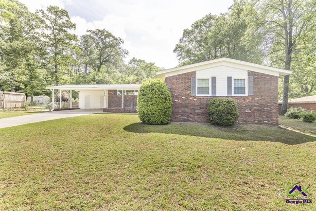 Foto del edificio - 206 Forest Hill Dr
