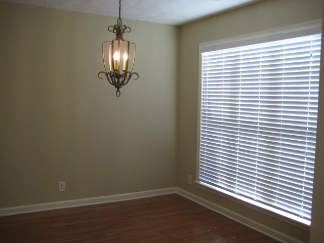 Building Photo - 800 Buckhaven Dr