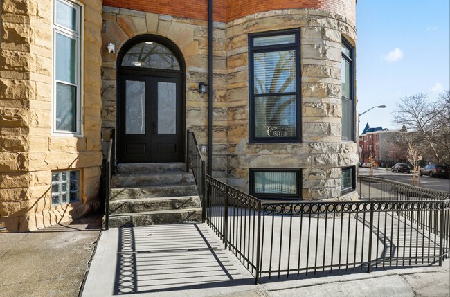 Foto del edificio - 2201 Brookfield Ave