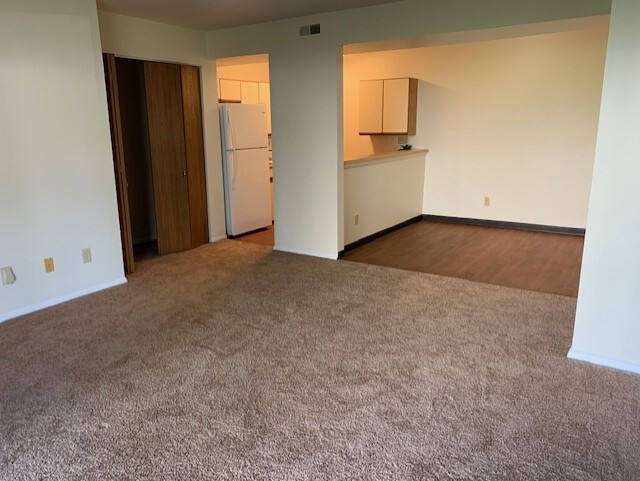 Kitchen/Dining Area - Wood Creek Apartments