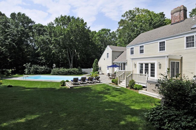 Foto del edificio - 38 Old Orchard Ln