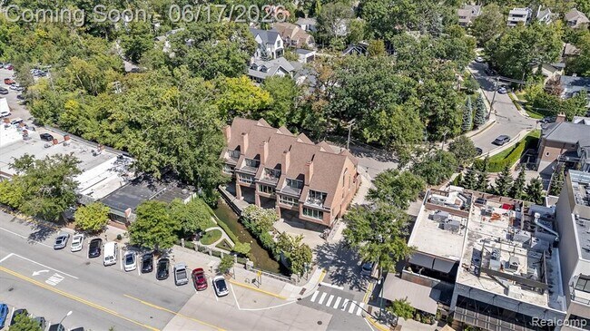 Foto del edificio - 511 Brookside Ave