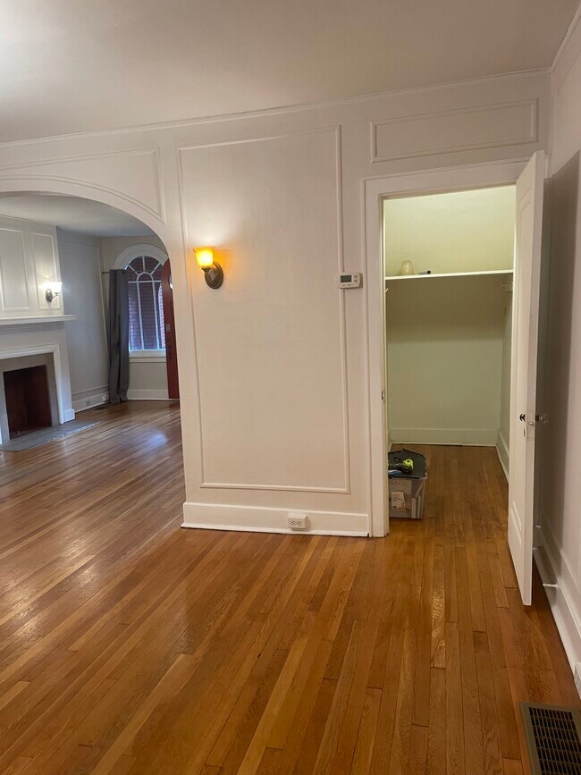 Foto del edificio - 1422 N Negley Ave