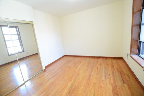 Building Photo - 210 Dahill Rd