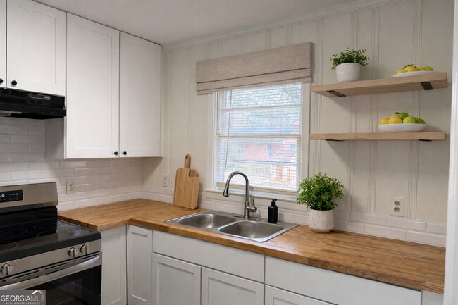 Foto del edificio - 1065 Nelson St