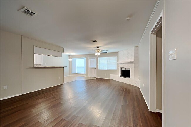 Foto del edificio - 5330 11th St
