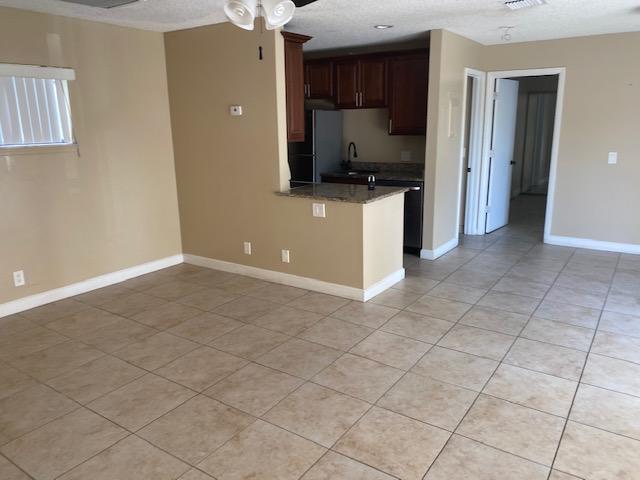 Building Photo - 30 Crossings Cir