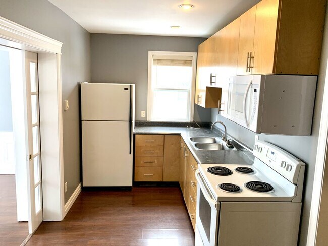 Photo du bâtiment - 93 St Clare Ave