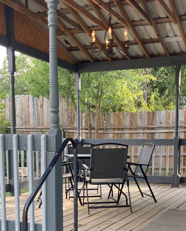 Foto del edificio - 6213 Rough Rd