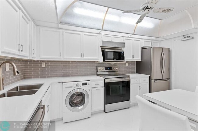 Foto del edificio - 3850 Galt Ocean Dr