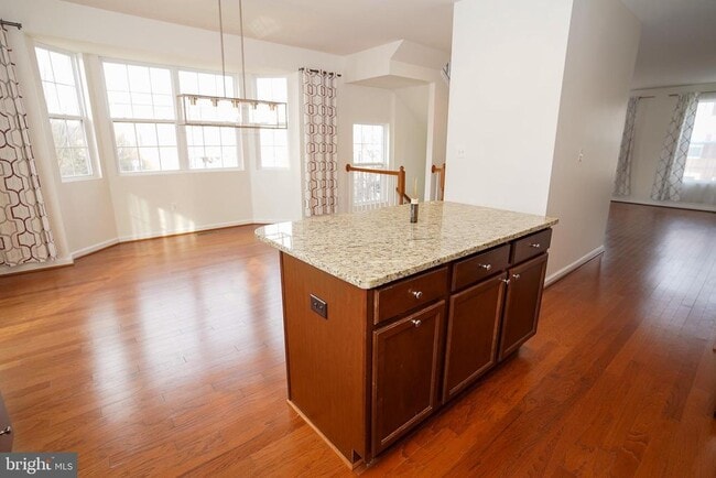 Foto del edificio - 7810 Quidditch Ln