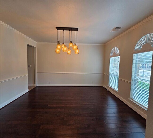 Building Photo - 8213 Endeavor Cir