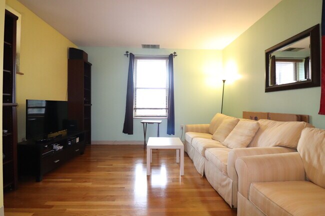 Foto del edificio - 96 Gainsborough St