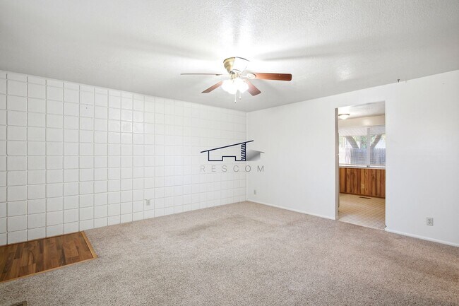 Building Photo - 4850 S Duplex