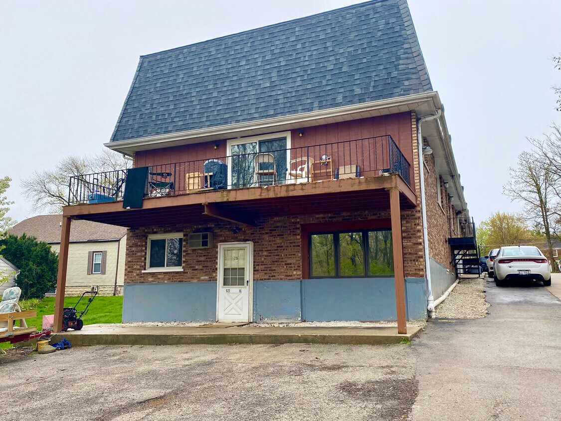 Foto principal - 520 E 9th St