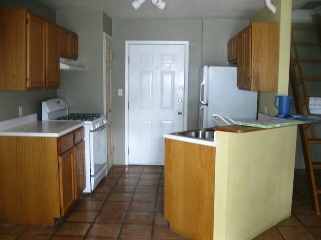 Building Photo - 4804 Ramsey Ave