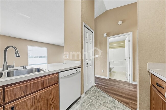 Building Photo - 3255 Grand Pines Dr