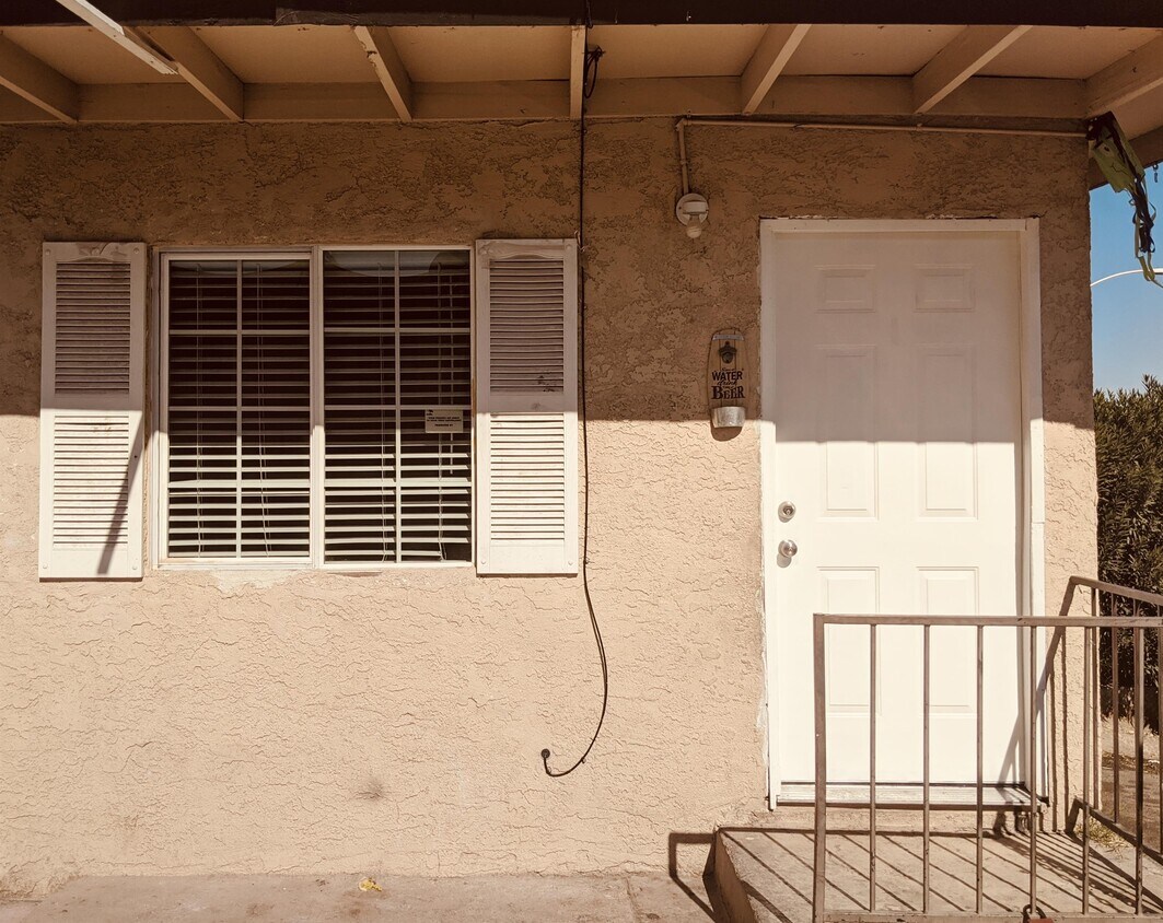 Primary Photo - 385 N 15th St
