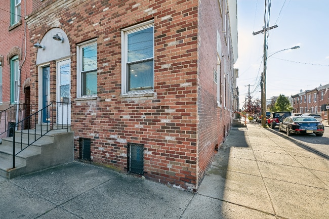 Photo - 2602 E Lehigh Ave Apartment