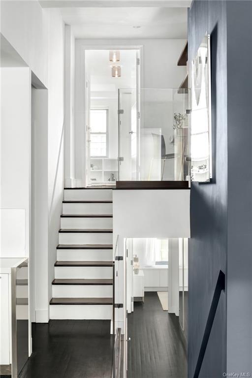 Building Photo - 109 Mercer St