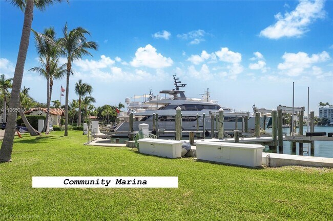 Foto del edificio - 52 Camden Dr