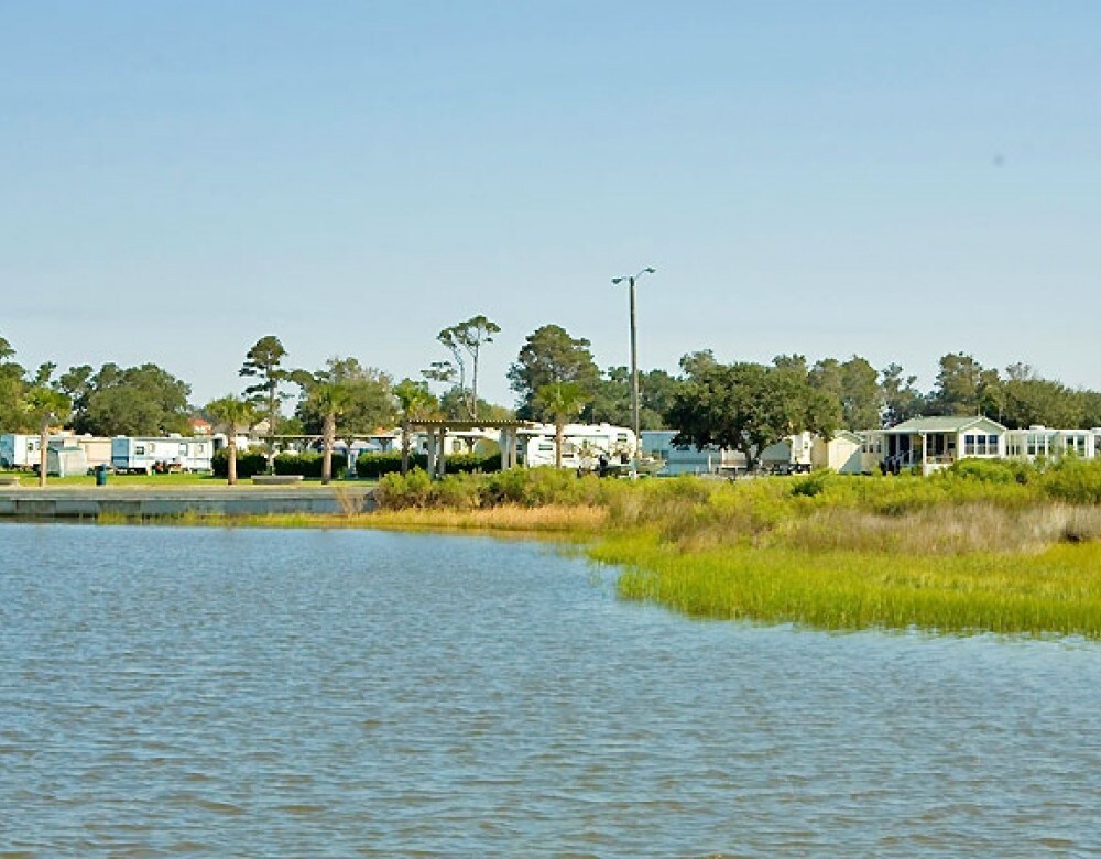 Goose Creek RV & Camping Resort Apartments in Newport, NC