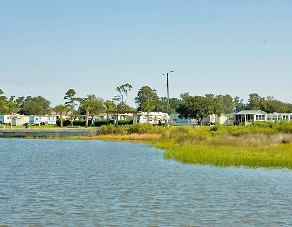 Goose Creek RV & Camping Resort Apartments in Newport, NC