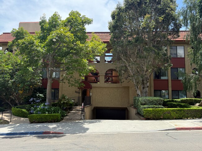 Foto del edificio - E St Condo