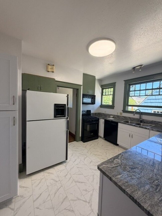 Foto del edificio - 412 SW 5th St