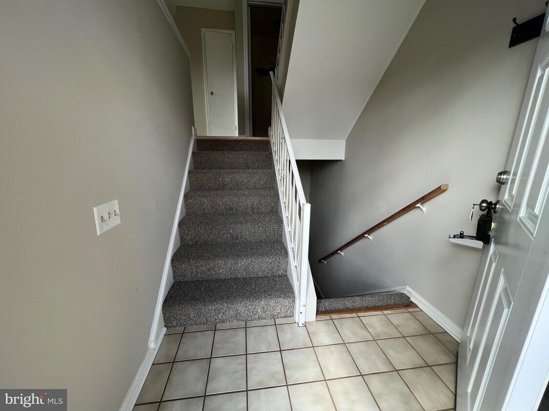 716 Robinwood Dr, Mount Airy, MD 21771 Townhome Rentals in Mount Airy