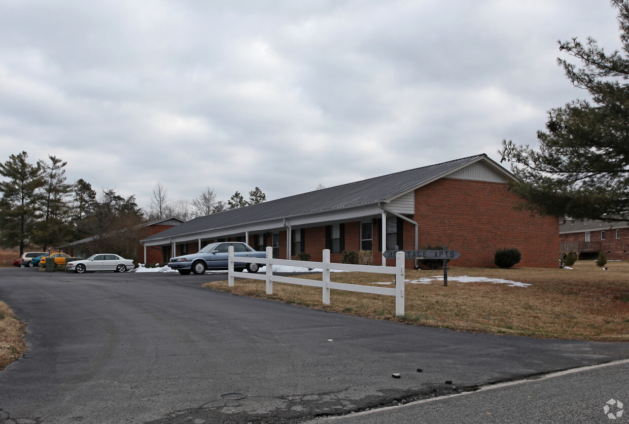 Foto del edificio - 275 Hinkle Ln